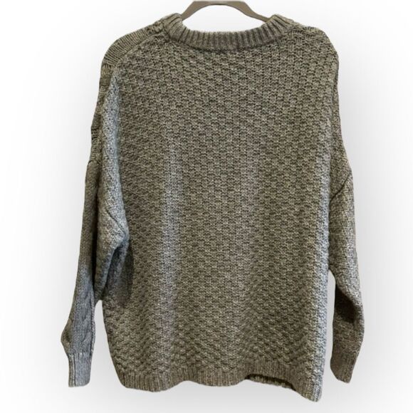 Ecote by Urban Outfitters Gray Chunky Knit Cable Sweater – Size M - Picture 2 of 4